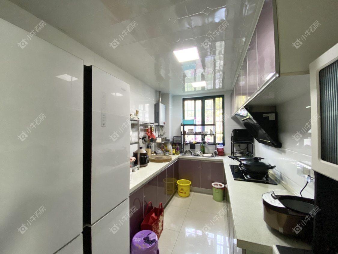 镇江欧洲城在售二手房源室内图_小牛看房