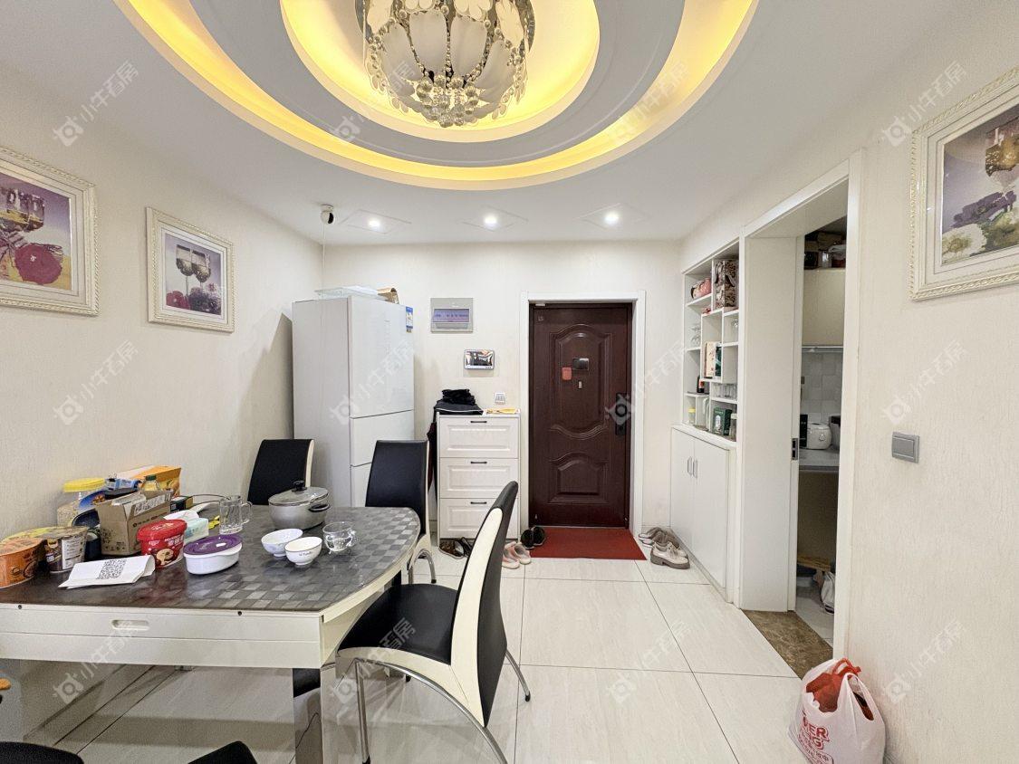 镇江华都锦城在售二手房源室内图_小牛看房