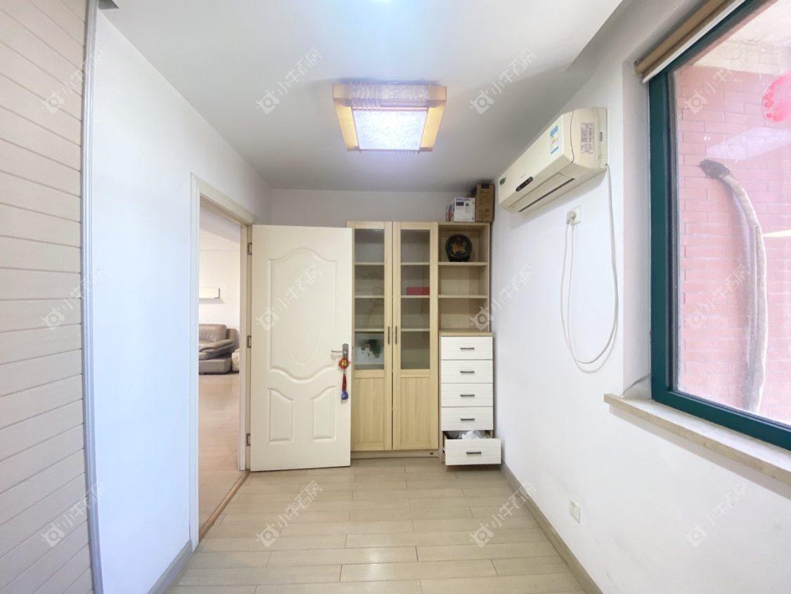 镇江欧洲城在售二手房源室内图_小牛看房