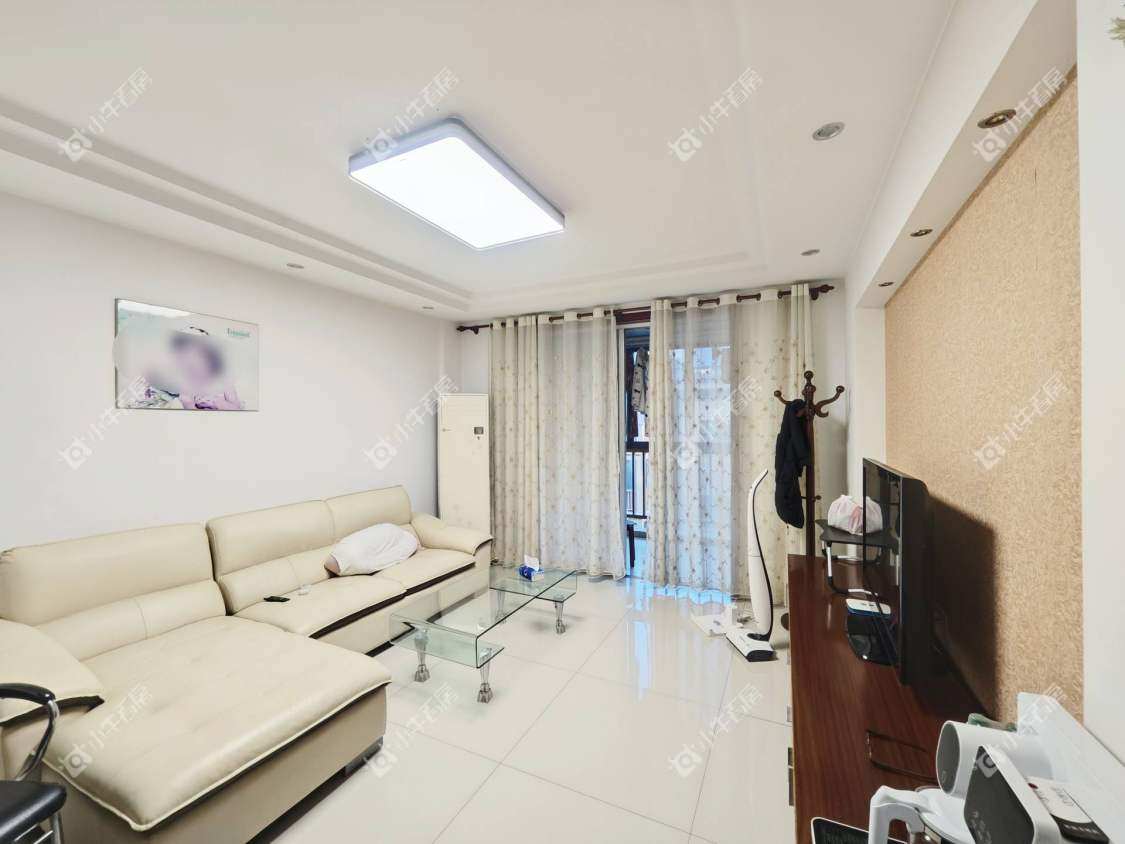 镇江世纪豪都在租房源室内图_小牛看房