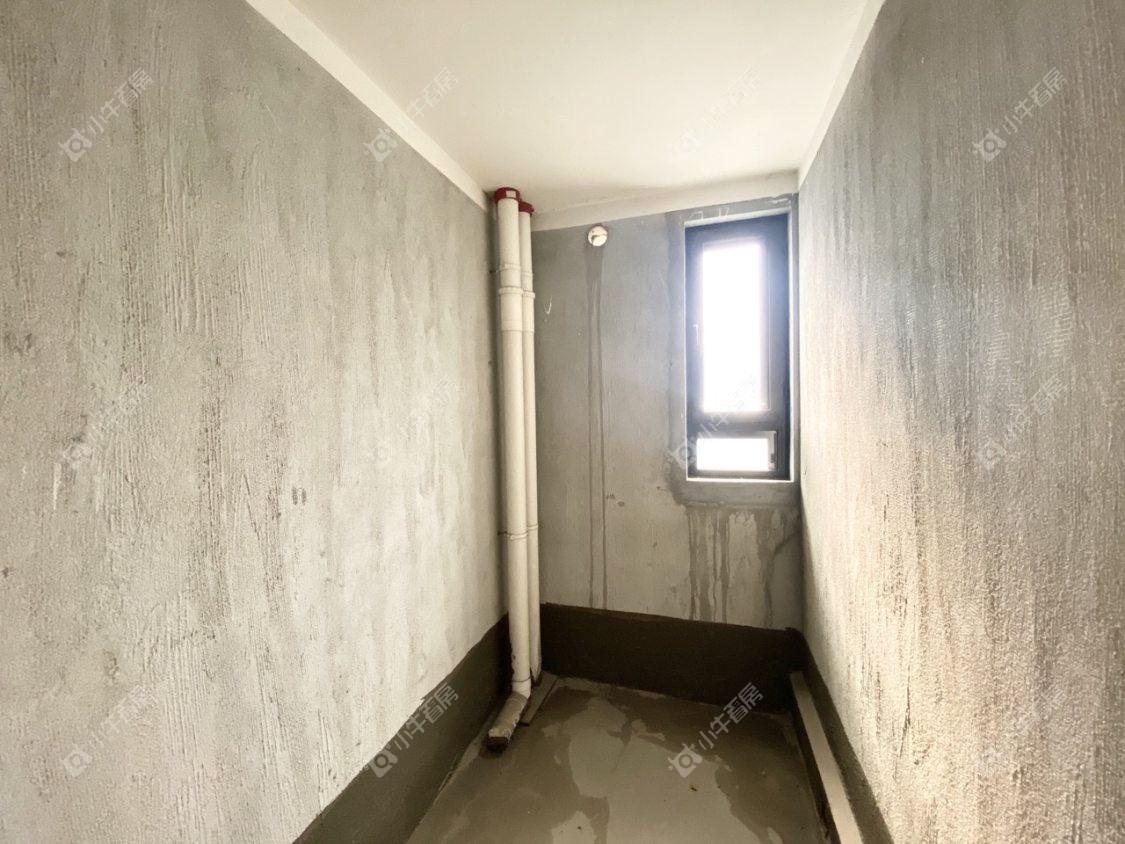 镇江凤熹台在售二手房源室内图_小牛看房