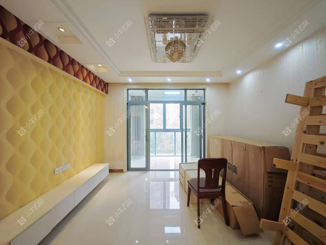 镇江金桥世纪城在售二手房源室内图_小牛看房