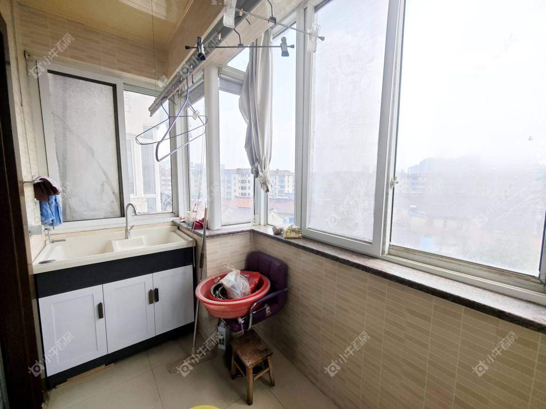 镇江江南嘉园在售二手房源室内图_小牛看房