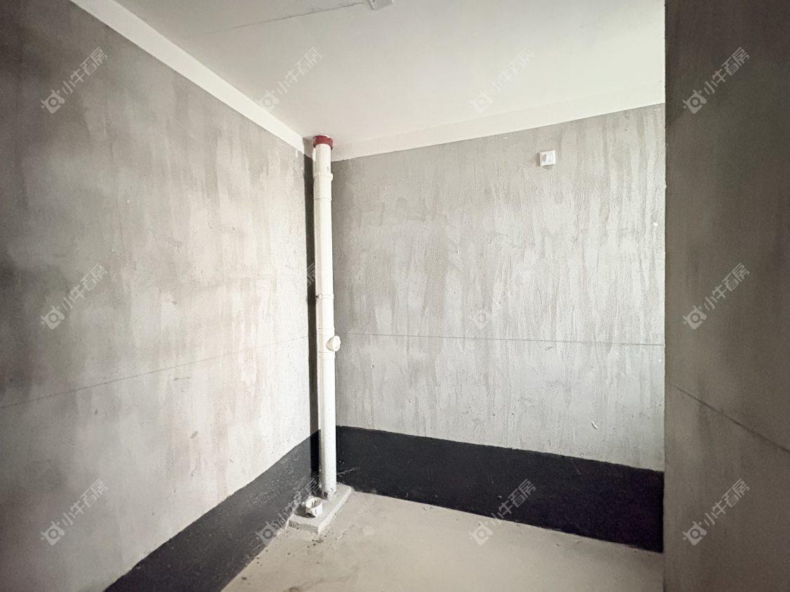 镇江珑蟠里在售二手房源室内图_小牛看房