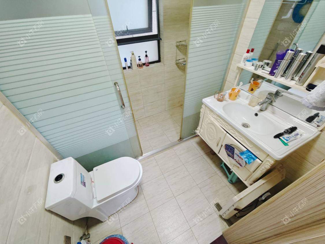 镇江信达香堤国际在售二手房源室内图_小牛看房