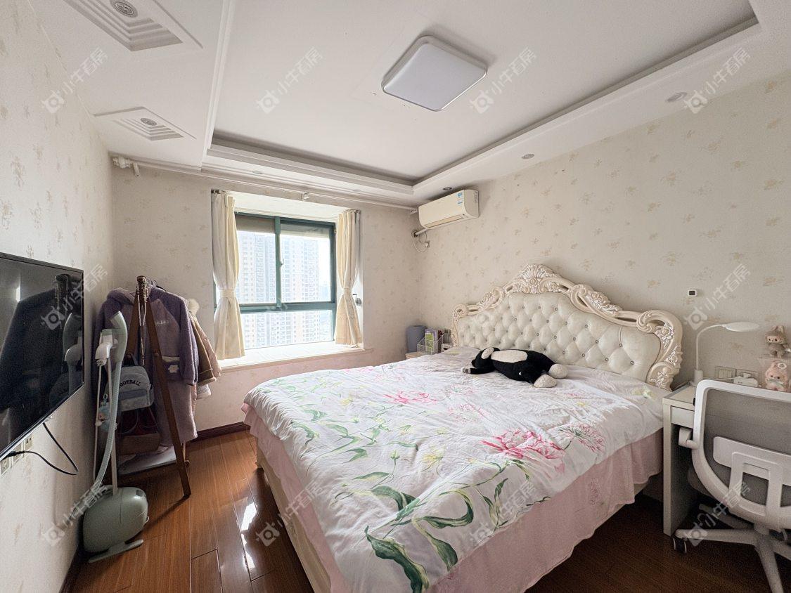 镇江东方盛世在售二手房源室内图_小牛看房