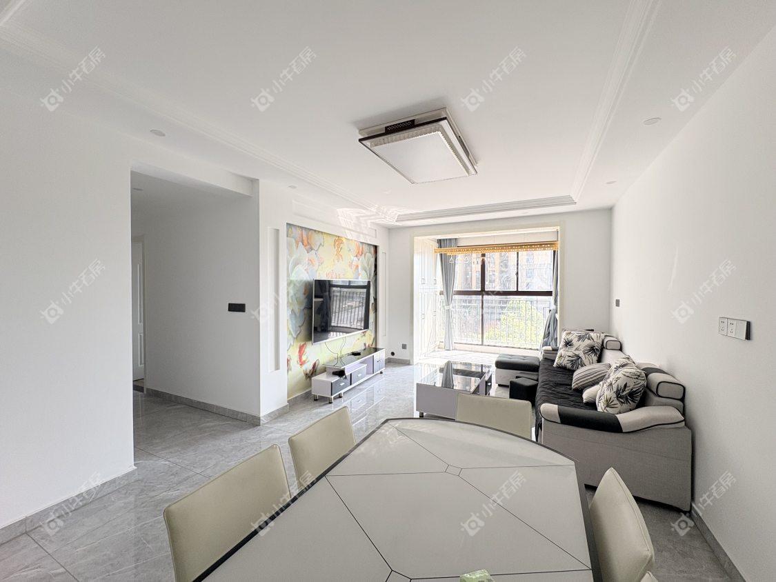 镇江华都幸福里在售二手房源室内图_小牛看房