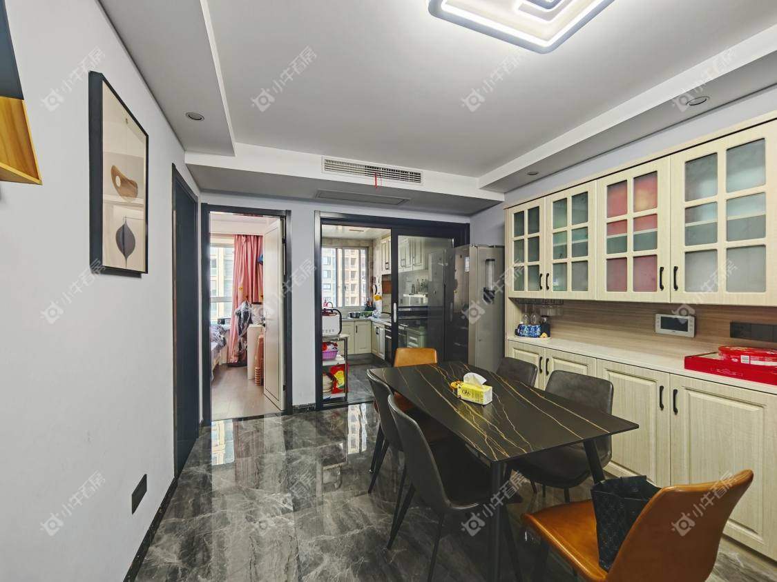 镇江汇金天地在售二手房源室内图_小牛看房