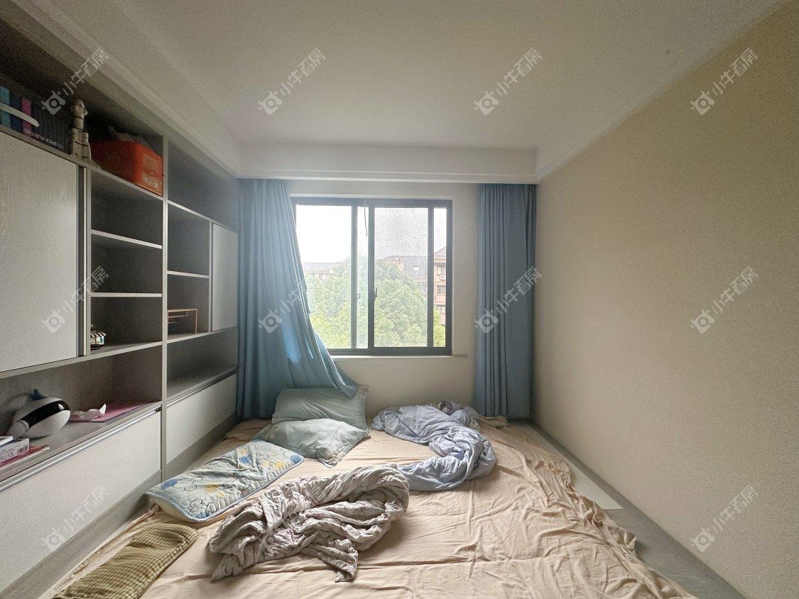 镇江世纪豪都在售二手房源室内图_小牛看房