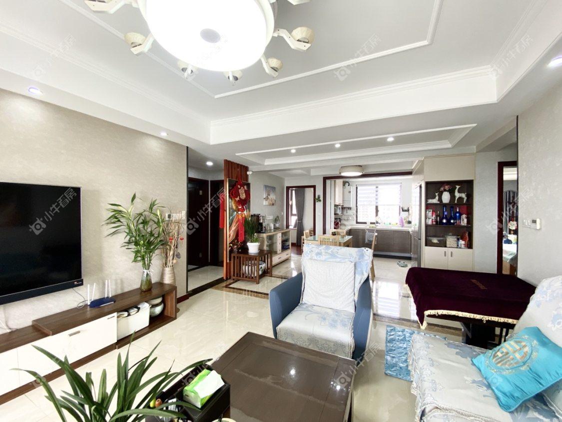 镇江汇金天地在售二手房源室内图_小牛看房