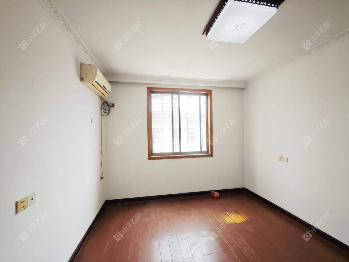 镇江兰信公寓在售二手房源室内图_小牛看房