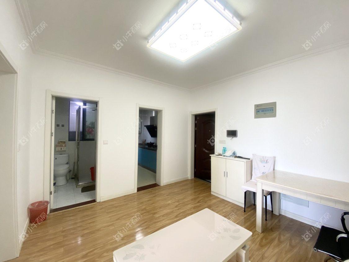 镇江华都锦城在售二手房源室内图_小牛看房