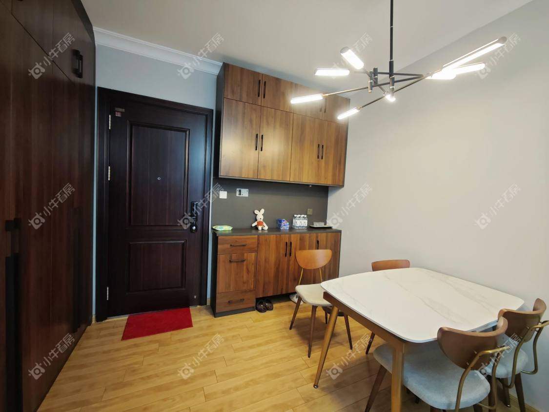 镇江碧桂园在售二手房源室内图_小牛看房