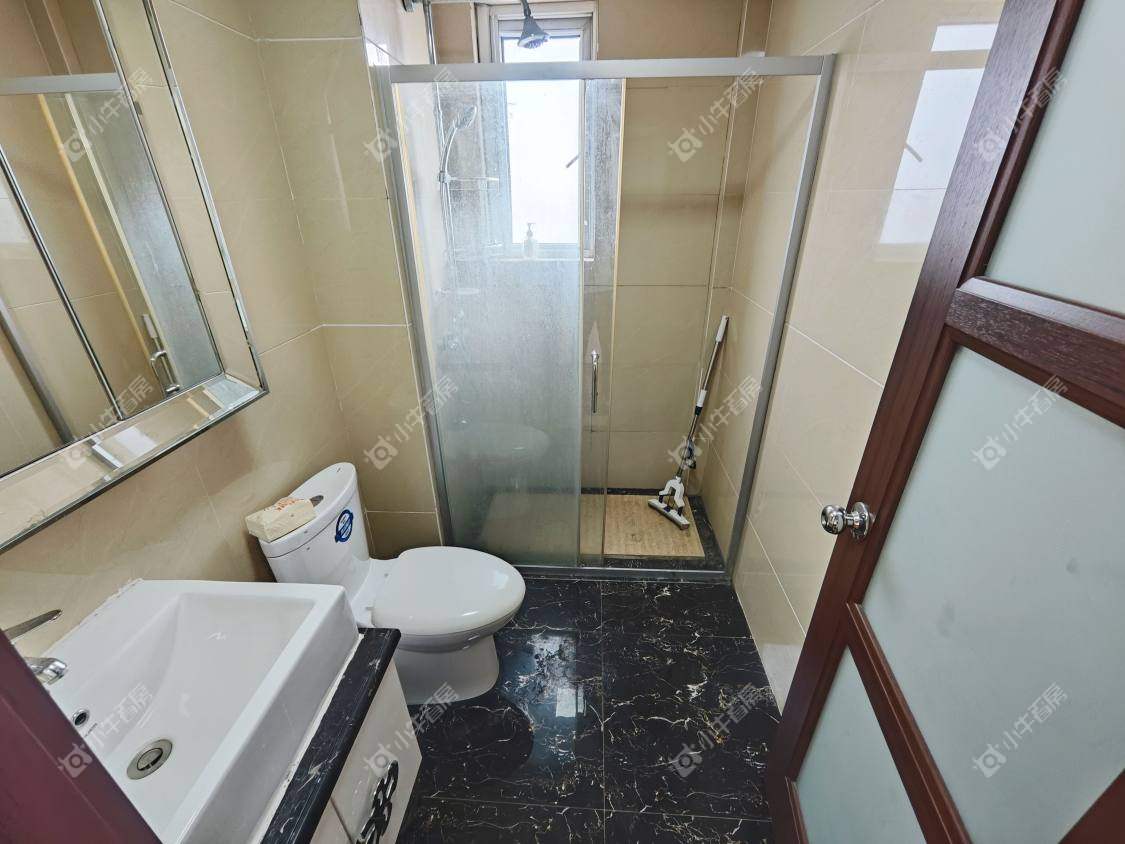 镇江碧桂园在售二手房源室内图_小牛看房