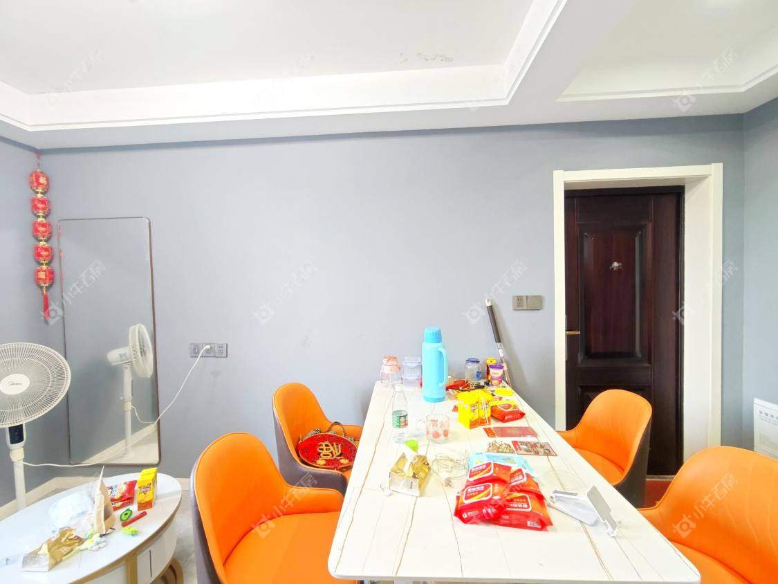 镇江云阳新村在售二手房源室内图_小牛看房