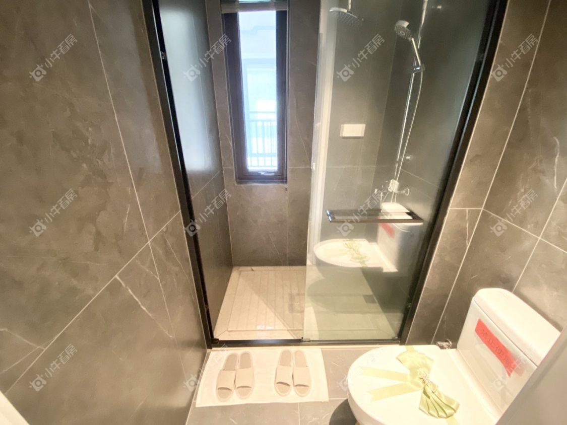 镇江华都翰林府在售二手房源室内图_小牛看房