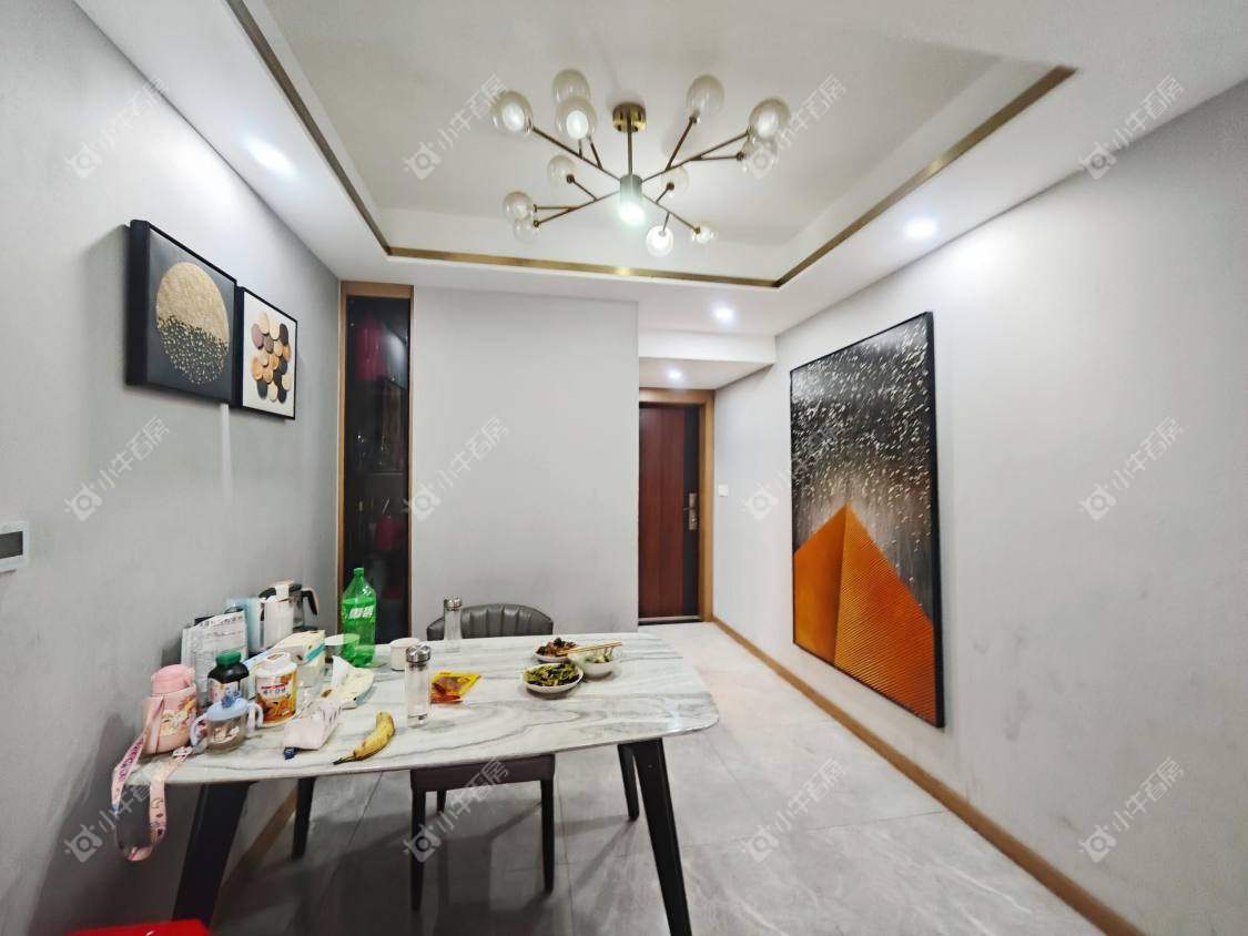 镇江华都幸福里在售二手房源室内图_小牛看房