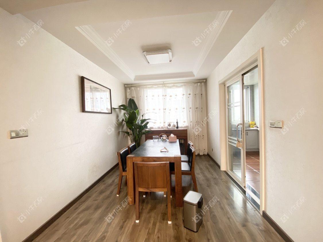 镇江迈村新城在售二手房源室内图_小牛看房