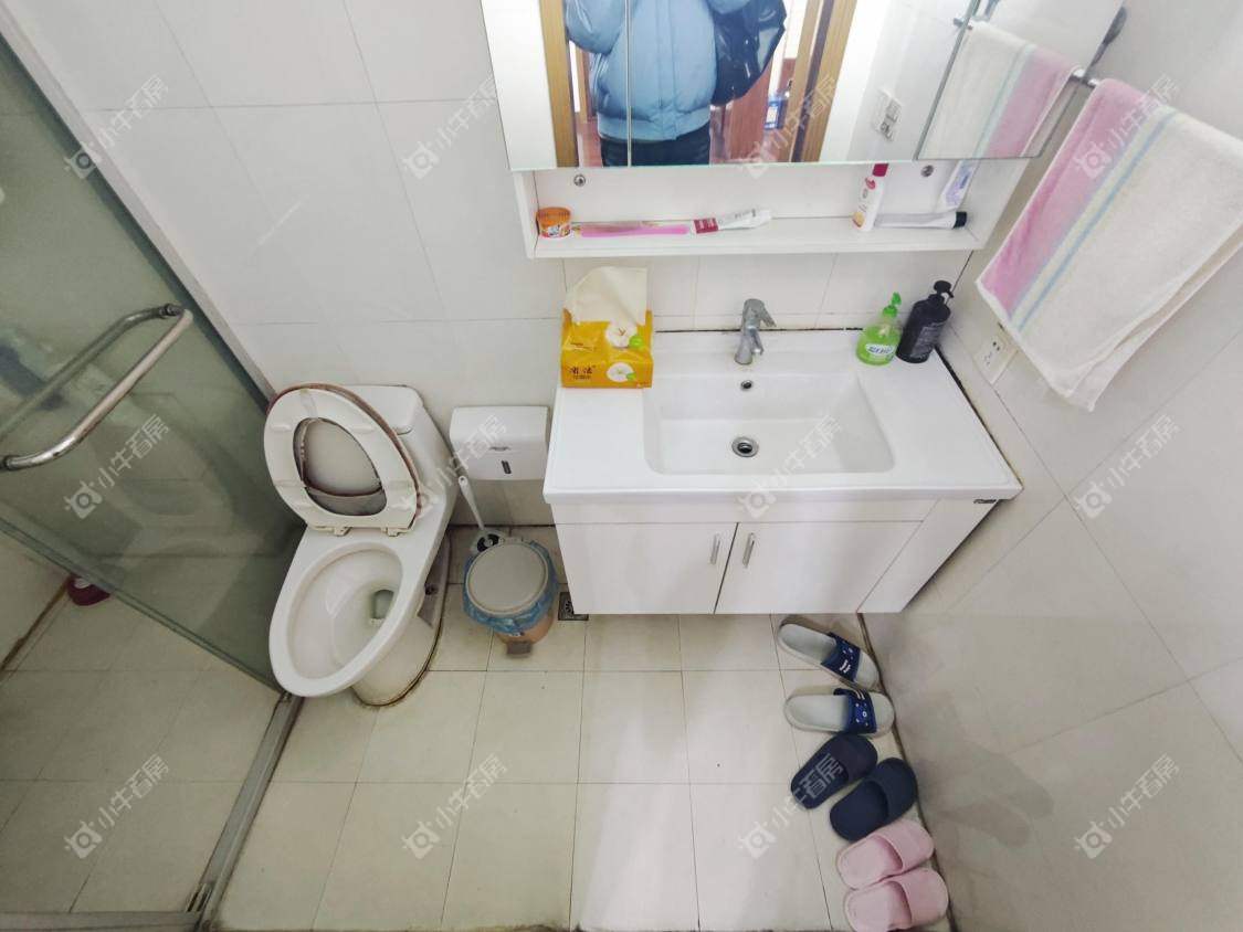 镇江凤翔花园在售二手房源室内图_小牛看房