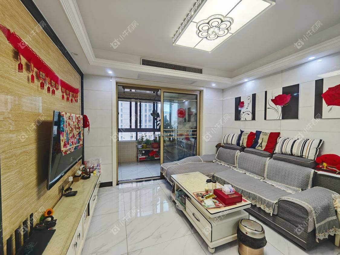 镇江昆仑华府在售二手房源室内图_小牛看房