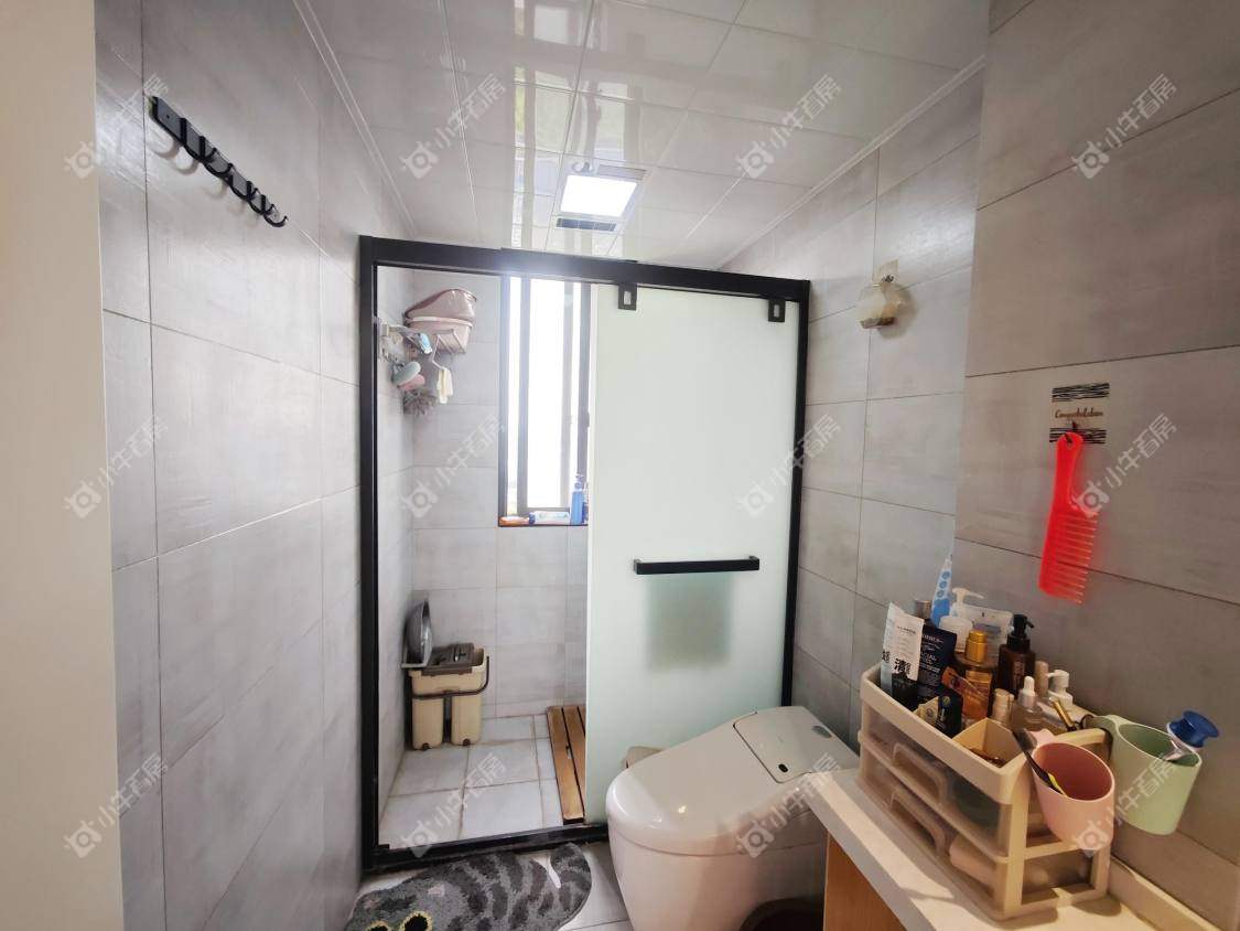 镇江众悦华城在售二手房源室内图_小牛看房