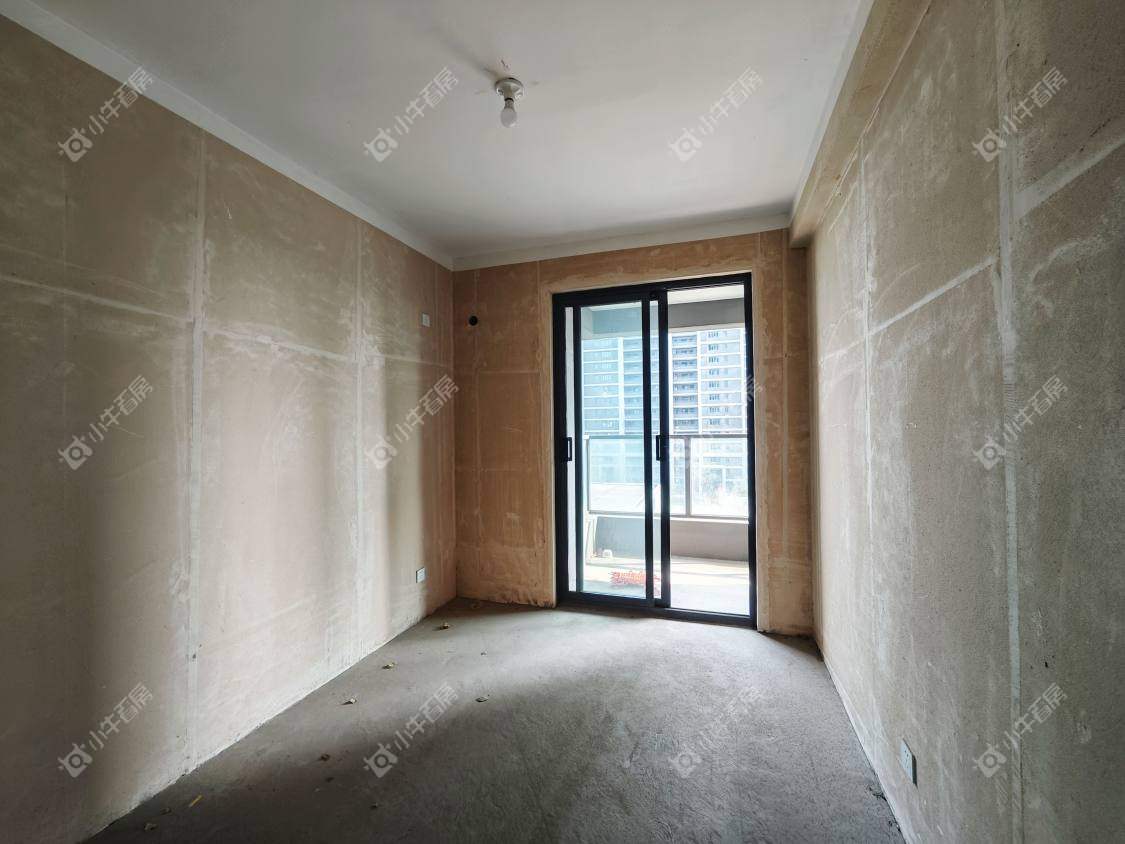 镇江融创华南映在售二手房源室内图_小牛看房