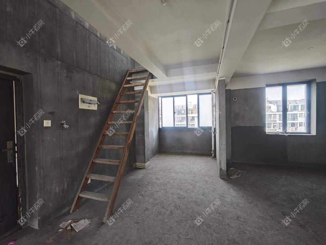 镇江天波城在售二手房源室内图_小牛看房