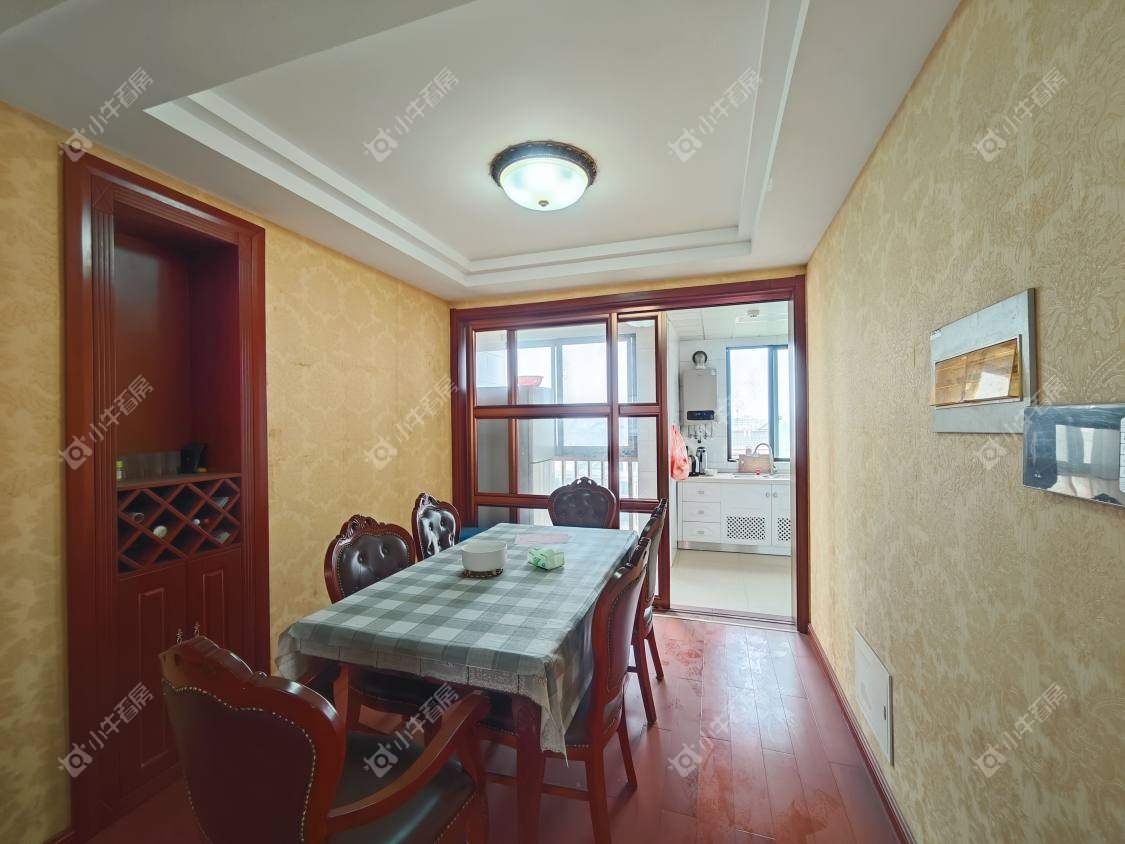 镇江世纪豪都在售二手房源室内图_小牛看房