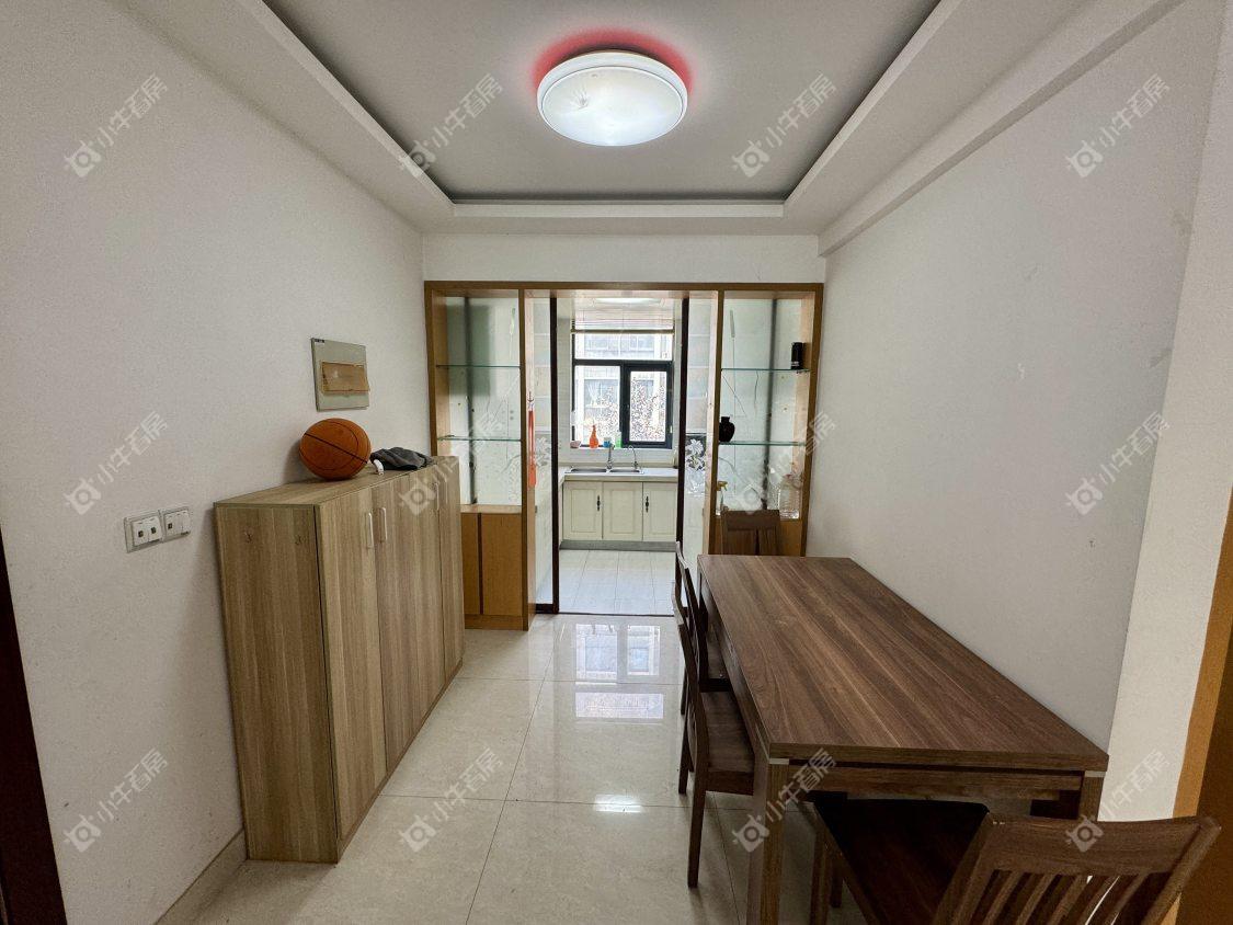 镇江佳景天城在售二手房源室内图_小牛看房