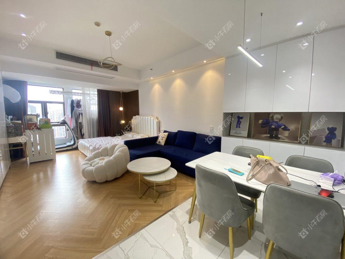 镇江华都锦城在售二手房源室内图_小牛看房