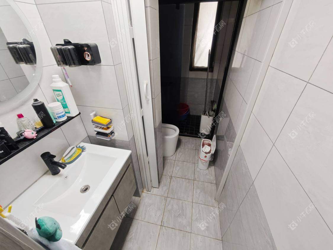 镇江翡翠林花园（天福花园）在售二手房源室内图_小牛看房