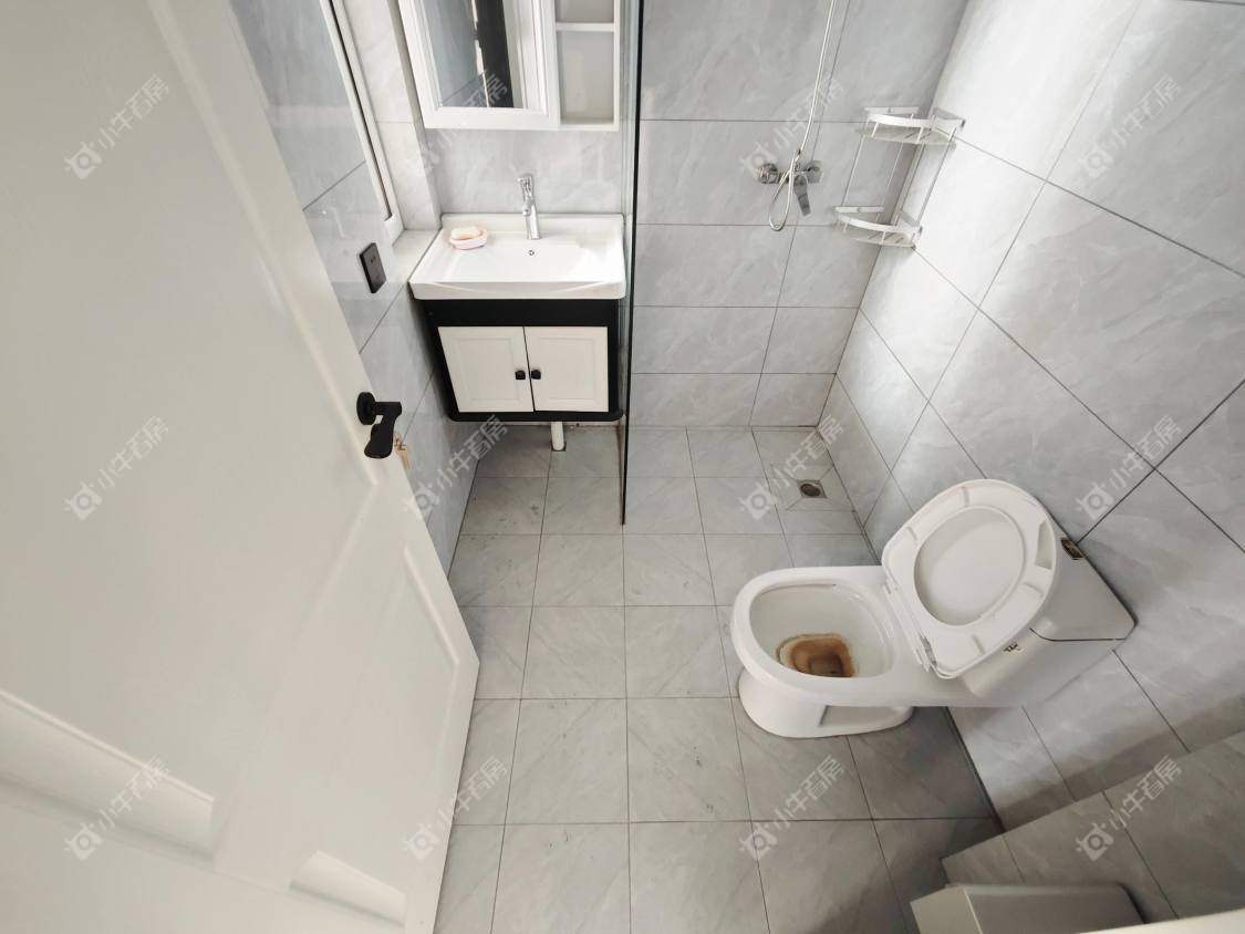 镇江惠和苑在售二手房源室内图_小牛看房