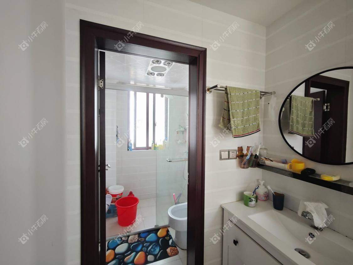 镇江清馨家园在售二手房源室内图_小牛看房