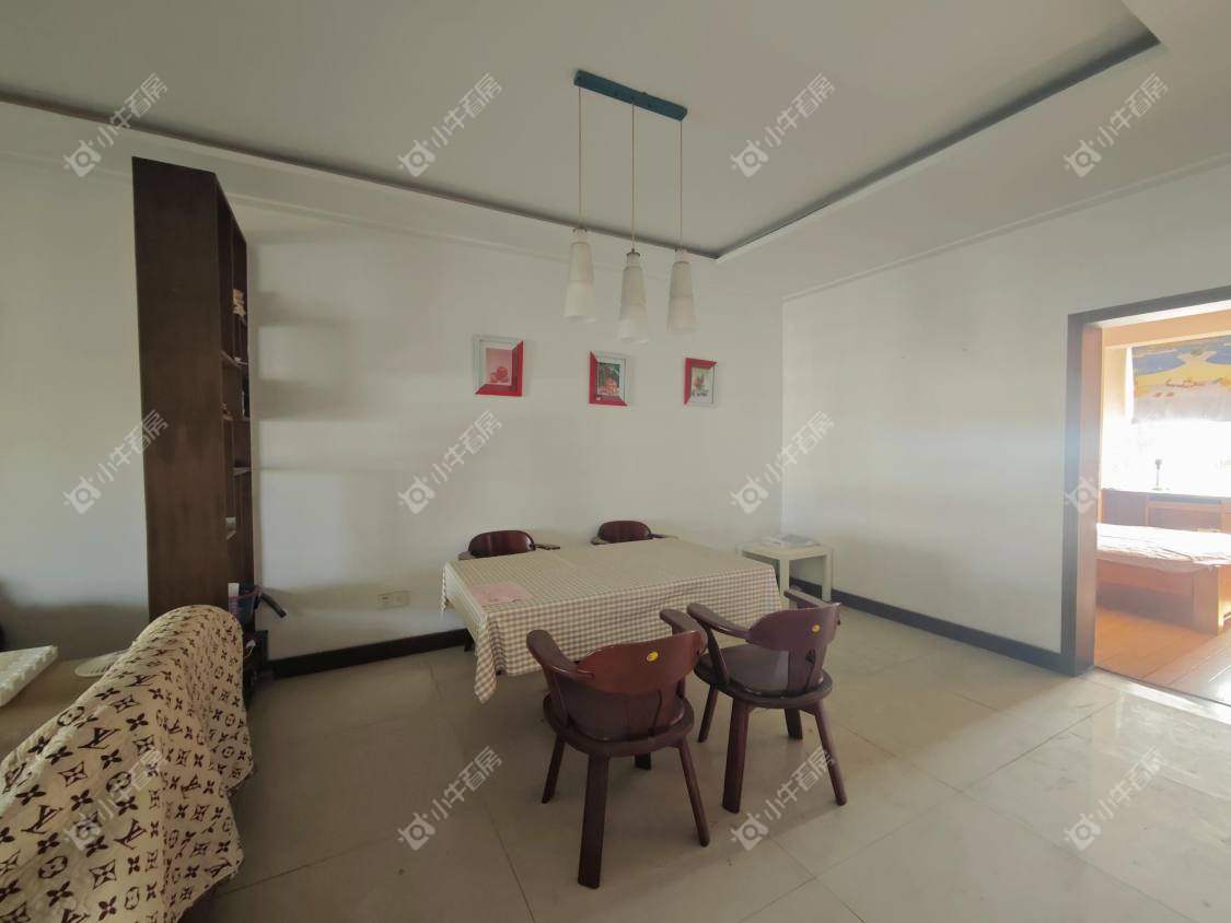 镇江江南嘉园在售二手房源室内图_小牛看房