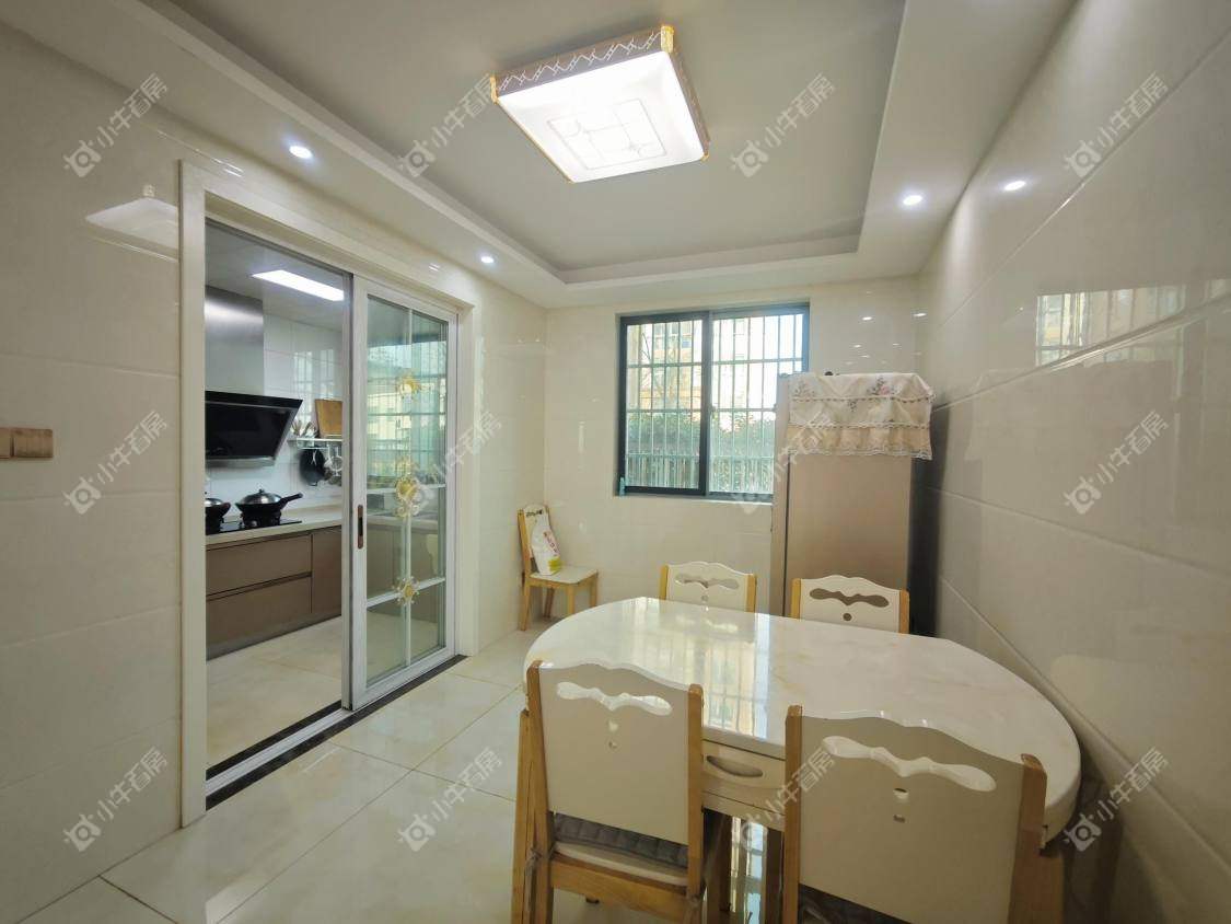 镇江金桥世纪城在售二手房源室内图_小牛看房