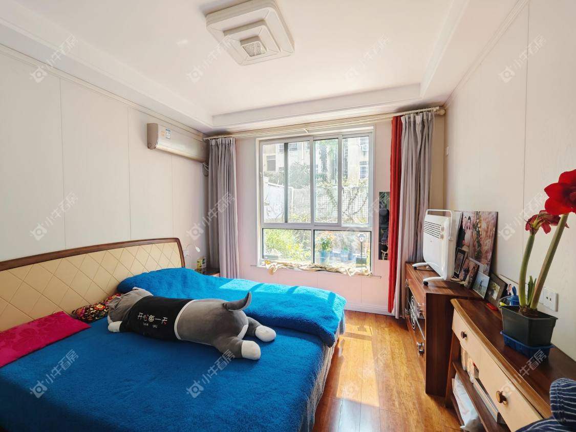 镇江龙凤新村在售二手房源室内图_小牛看房