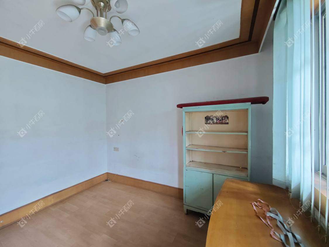 镇江云阳新村在售二手房源室内图_小牛看房