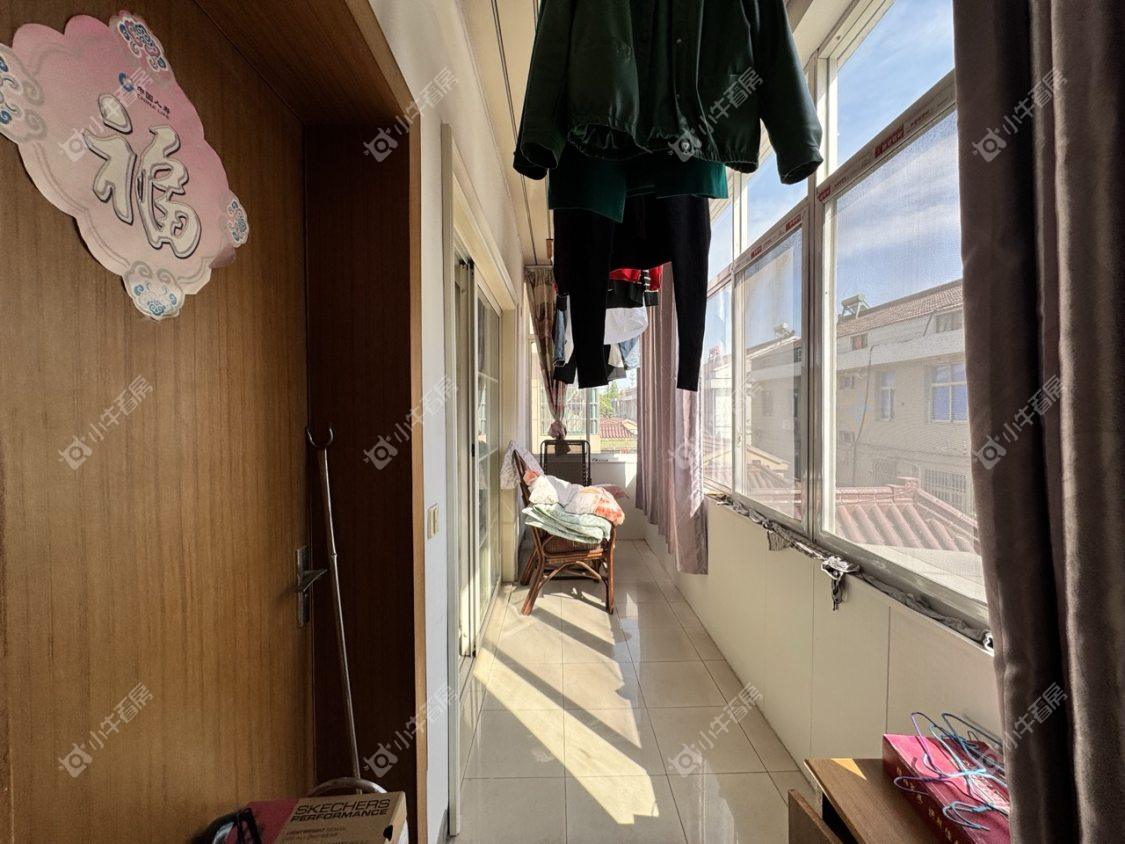 镇江锦湖新村在售二手房源室内图_小牛看房