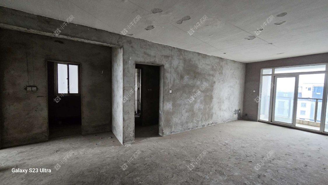 镇江东南新城在售二手房源室内图_小牛看房