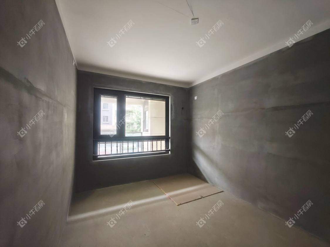 镇江珑蟠里在售二手房源室内图_小牛看房