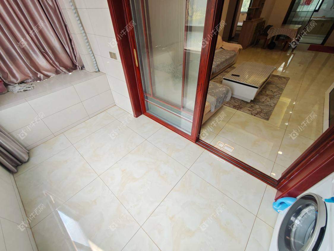 镇江凤凰郡在售二手房源室内图_小牛看房