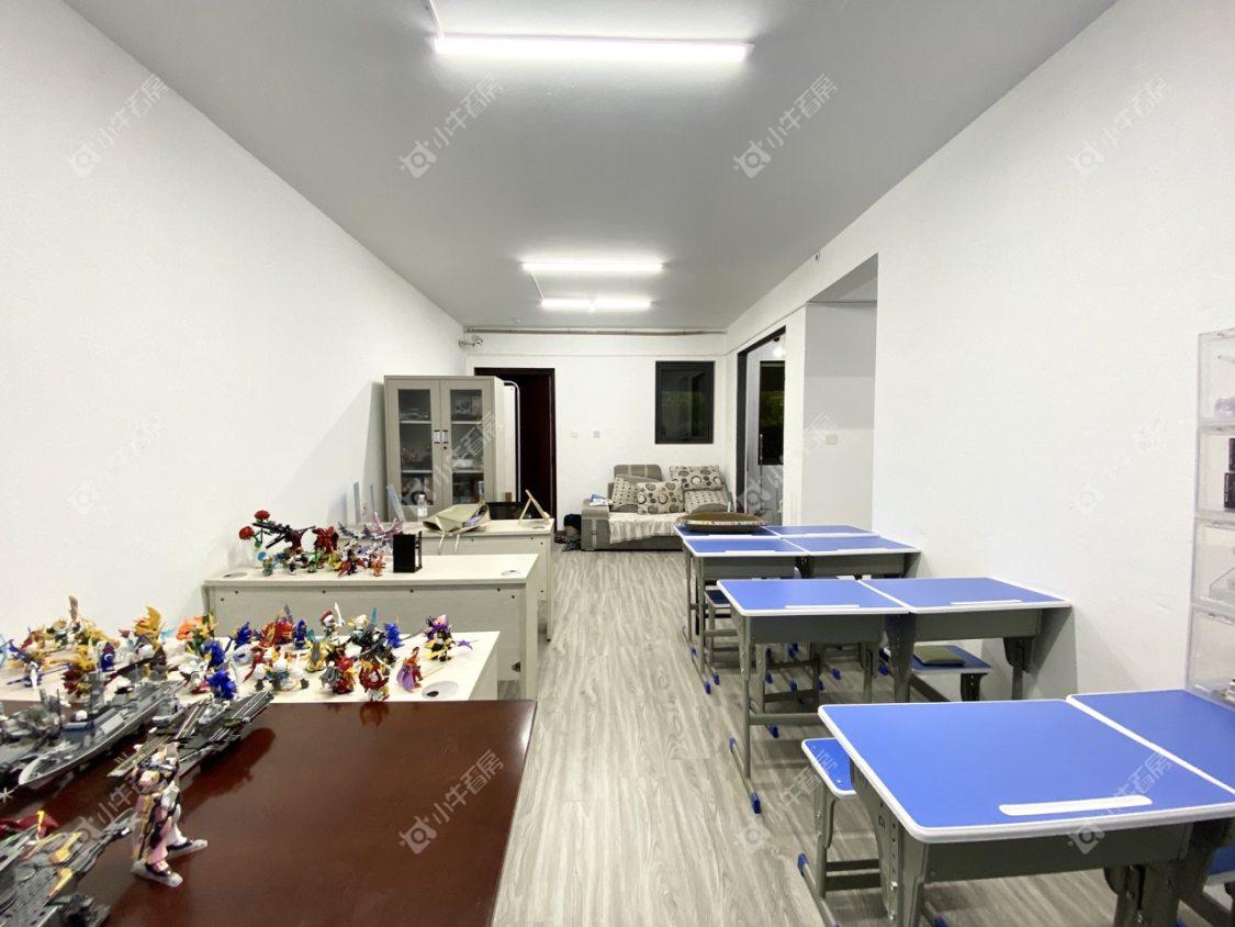 镇江中海时代都会在售二手房源室内图_小牛看房