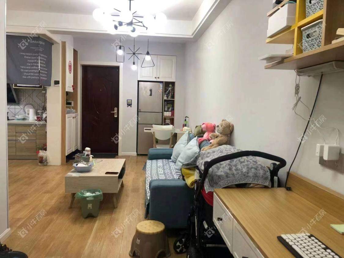 镇江荣城国际一期在售二手房源室内图_小牛看房