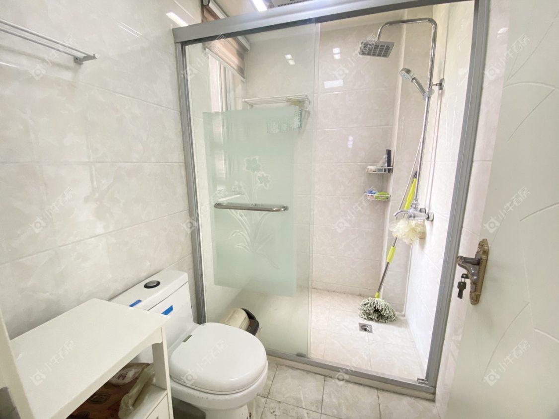 镇江凰嘉花苑在售二手房源室内图_小牛看房