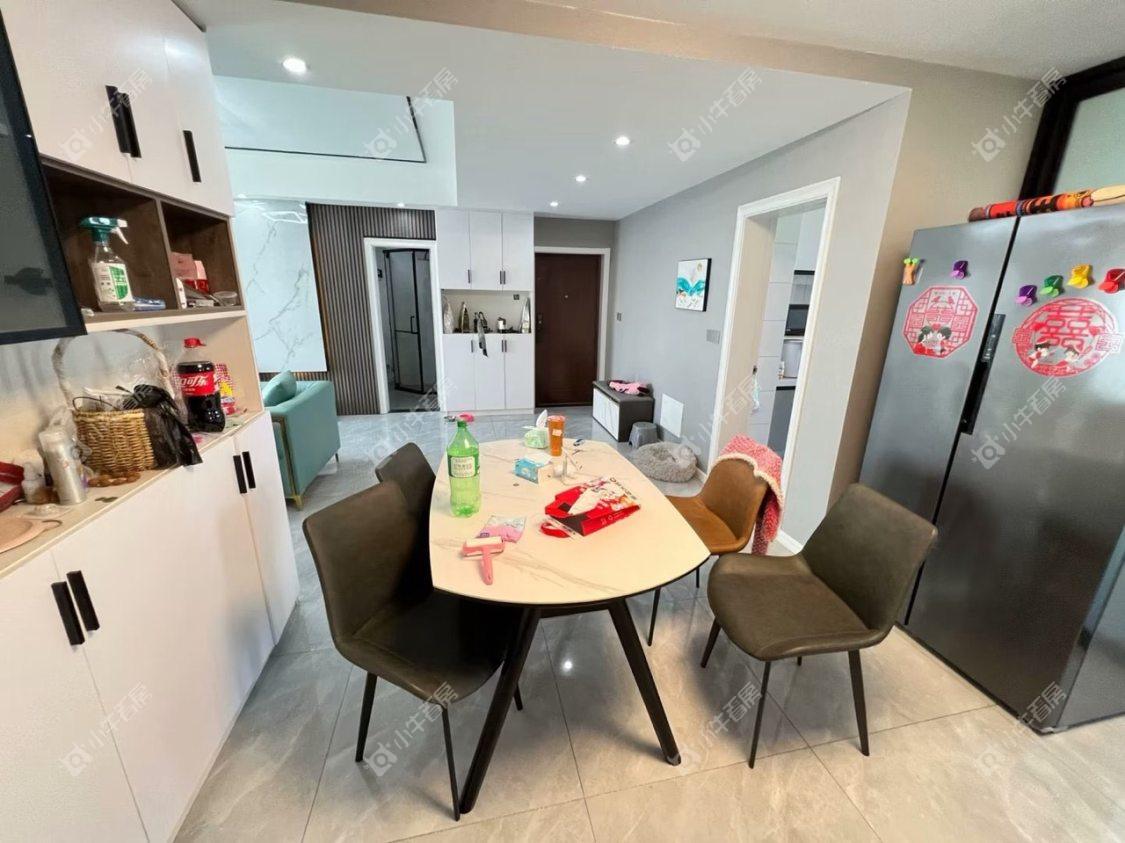 镇江练湖新城在售二手房源室内图_小牛看房