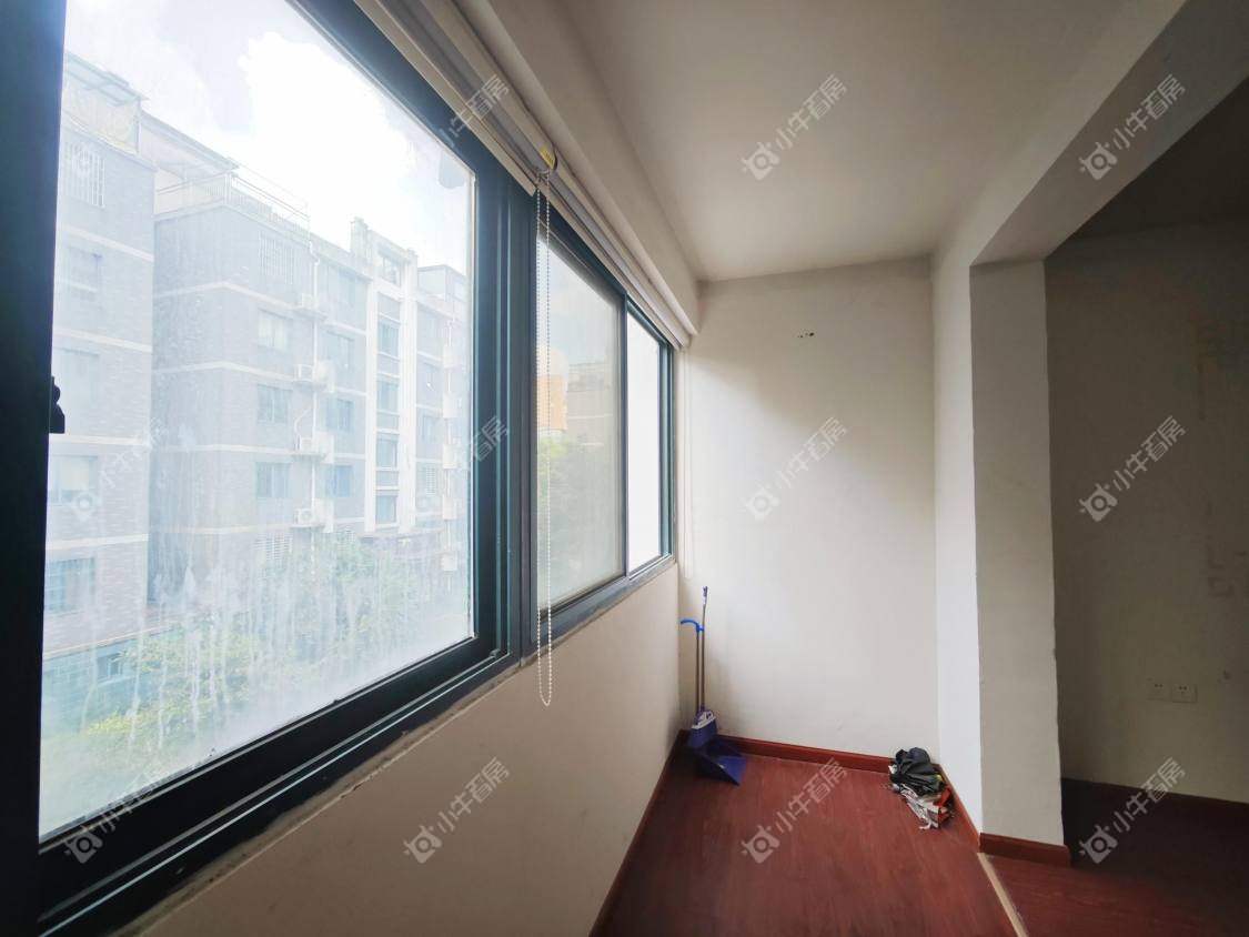 镇江碧水兰庭在售二手房源室内图_小牛看房