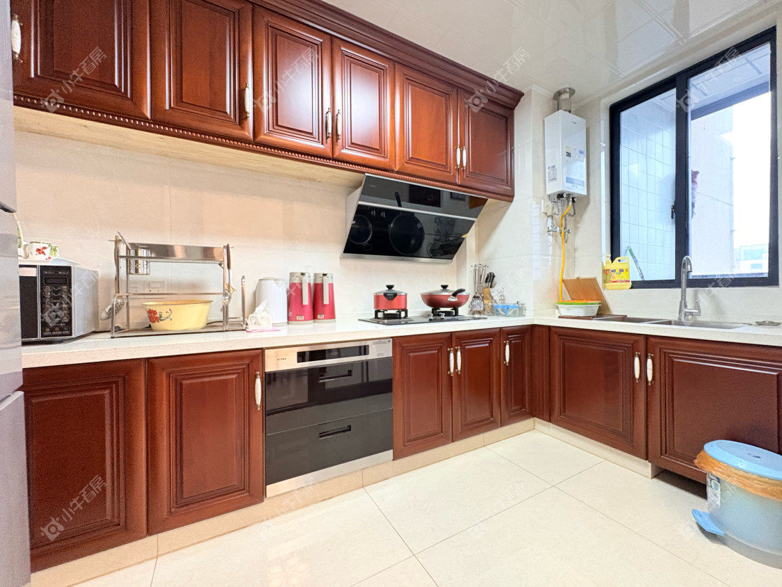 镇江金凤凰在售二手房源室内图_小牛看房