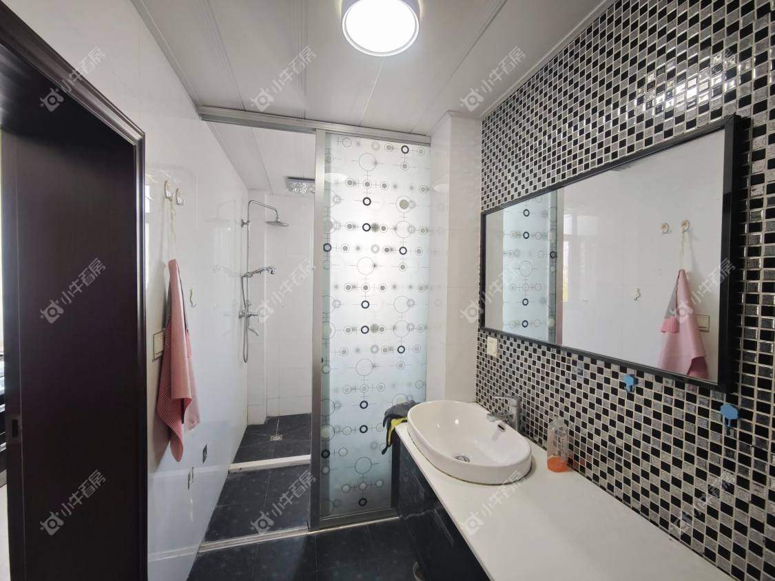 镇江华南新村在售二手房源室内图_小牛看房