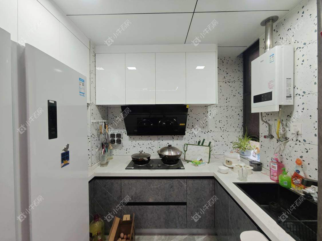 镇江丹凤国际在售二手房源室内图_小牛看房