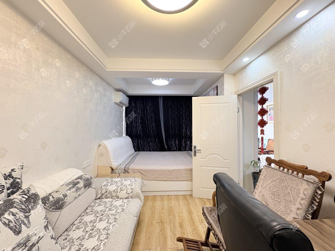 镇江东南新城在售二手房源室内图_小牛看房